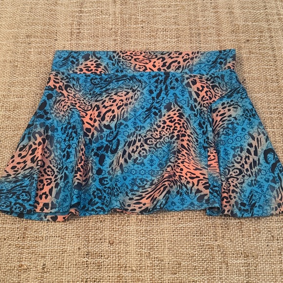 I.AM.GIA Blue and Orange Skater Leopard Skirt Medium - Picture 4 of 6